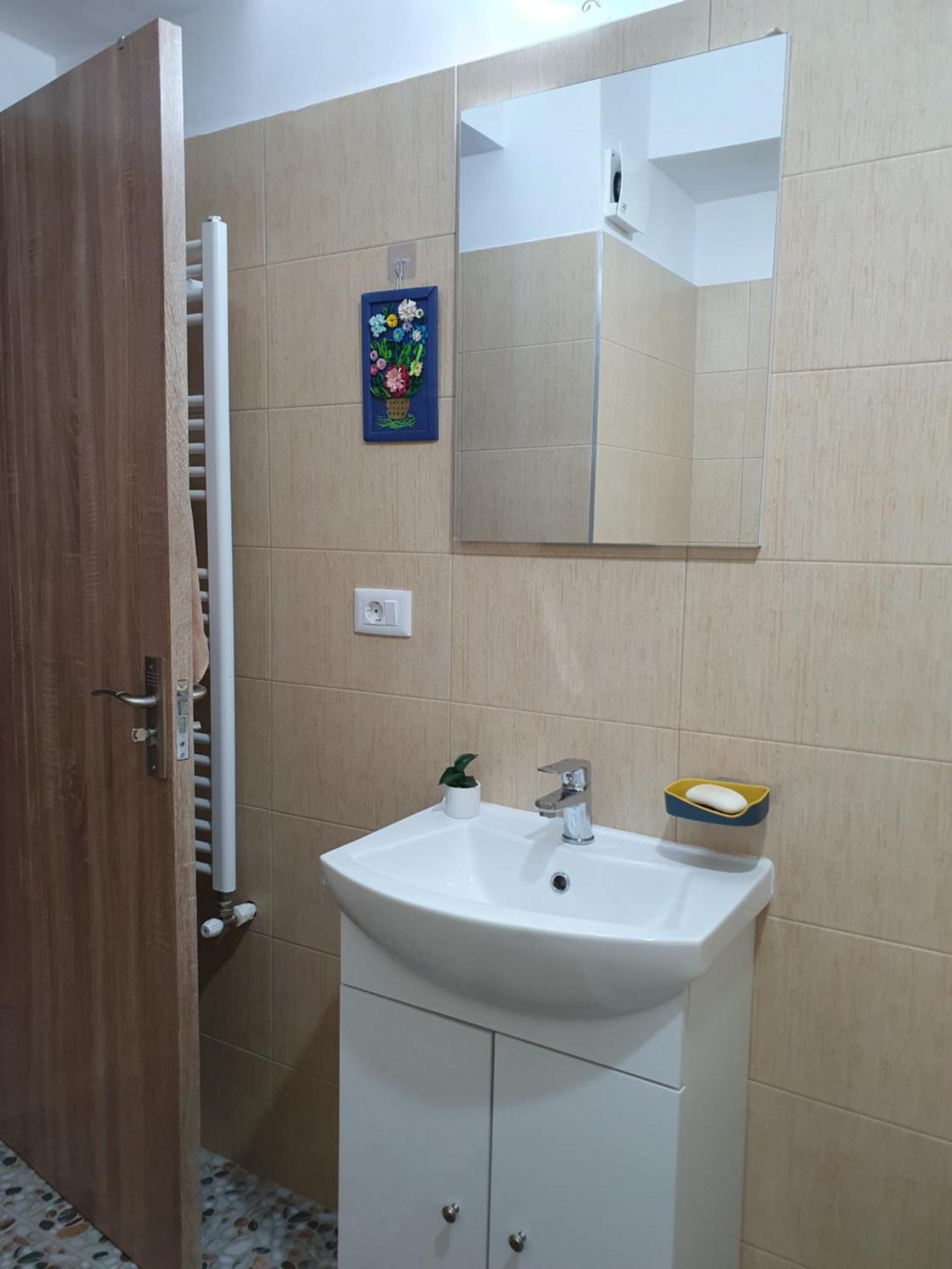Apartament Castelul Bran Ramnicu Valcea Ngoại thất bức ảnh
