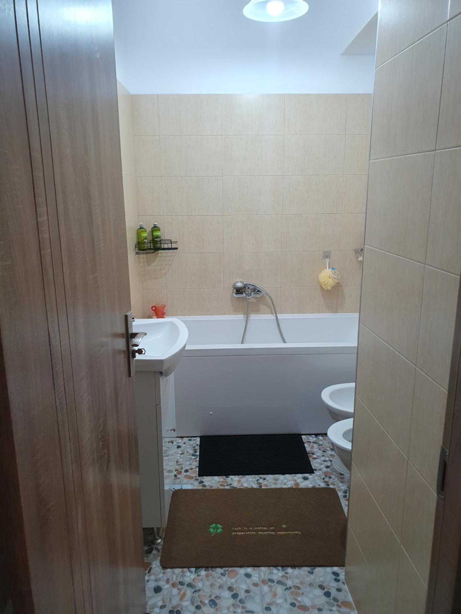 Apartament Castelul Bran Ramnicu Valcea Ngoại thất bức ảnh